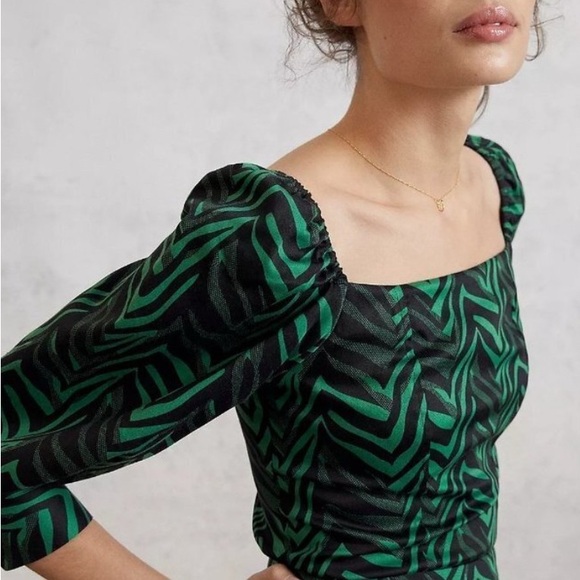 Corey Lynn Calter Anthropologie Black and Green Zigzag Batik Cotton Blouse - Picture 2 of 10